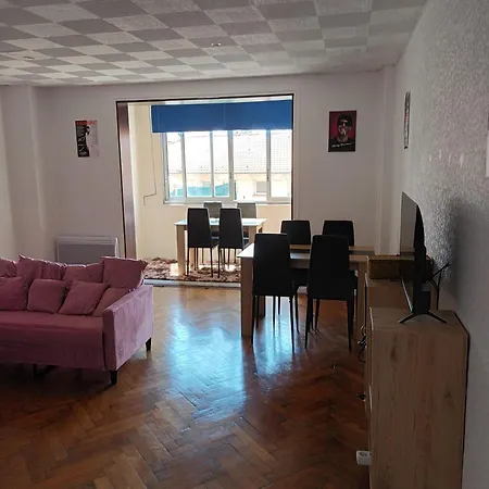 Apartment 2-bedroom In *