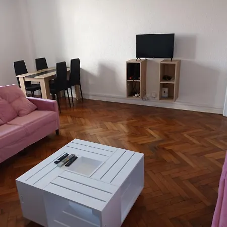 2-Bedroom Apartment In Cannes דירה קאן
