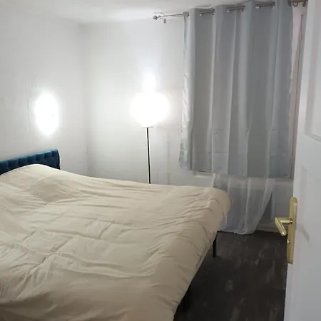 2-Bedroom Apartment In Cannes קאן