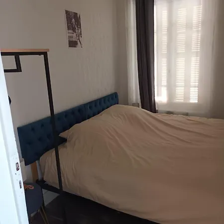 2-Bedroom Apartment In Cannes * קאן