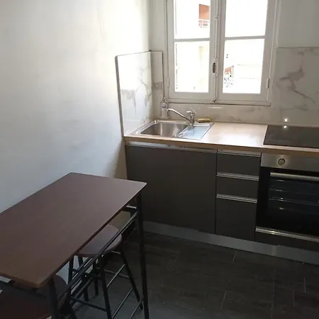 2-Bedroom Apartment In Cannes